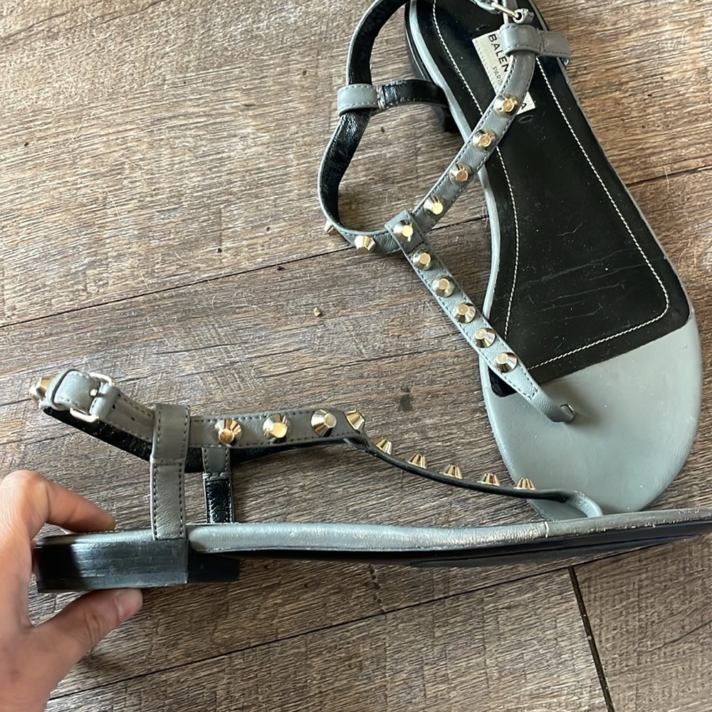 Balenciaga studded leather gladiator sandals - Picture 3 of 6